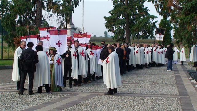 Cerimonia importante di Investitura nell'unica vera Chiesa Templare completa della antica Commenda originale, a Ormelle 2007